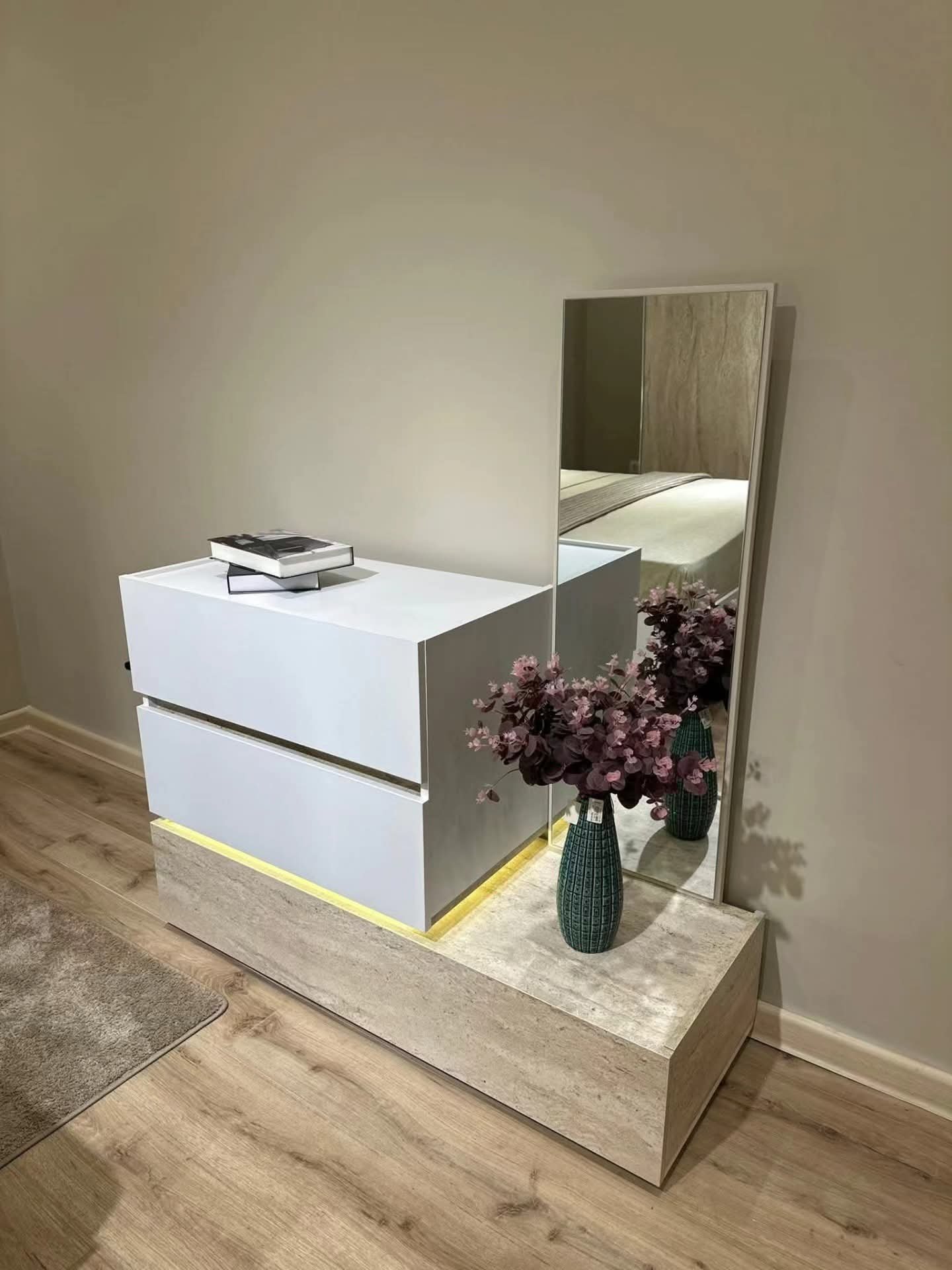 ألبا غرفة نوم مودرن أنيقة من Living (10) ألبا غرفة نوم مودرن أنيقة من Living - الصورة 10