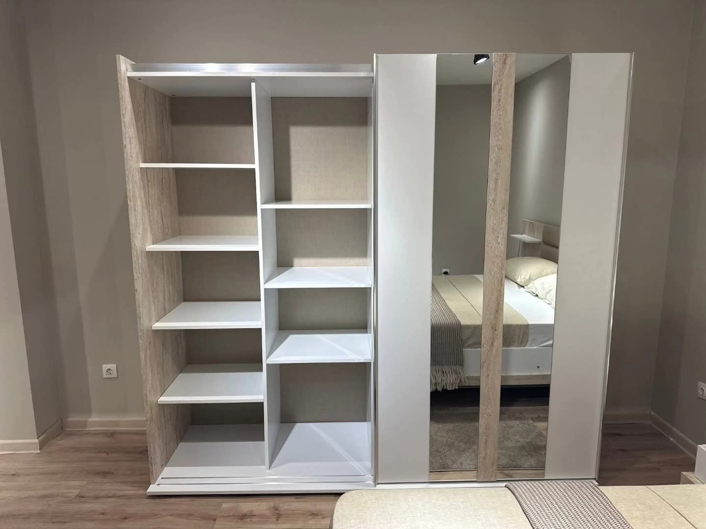 ألبا غرفة نوم مودرن أنيقة من Living (8) ألبا غرفة نوم مودرن أنيقة من Living - الصورة 8