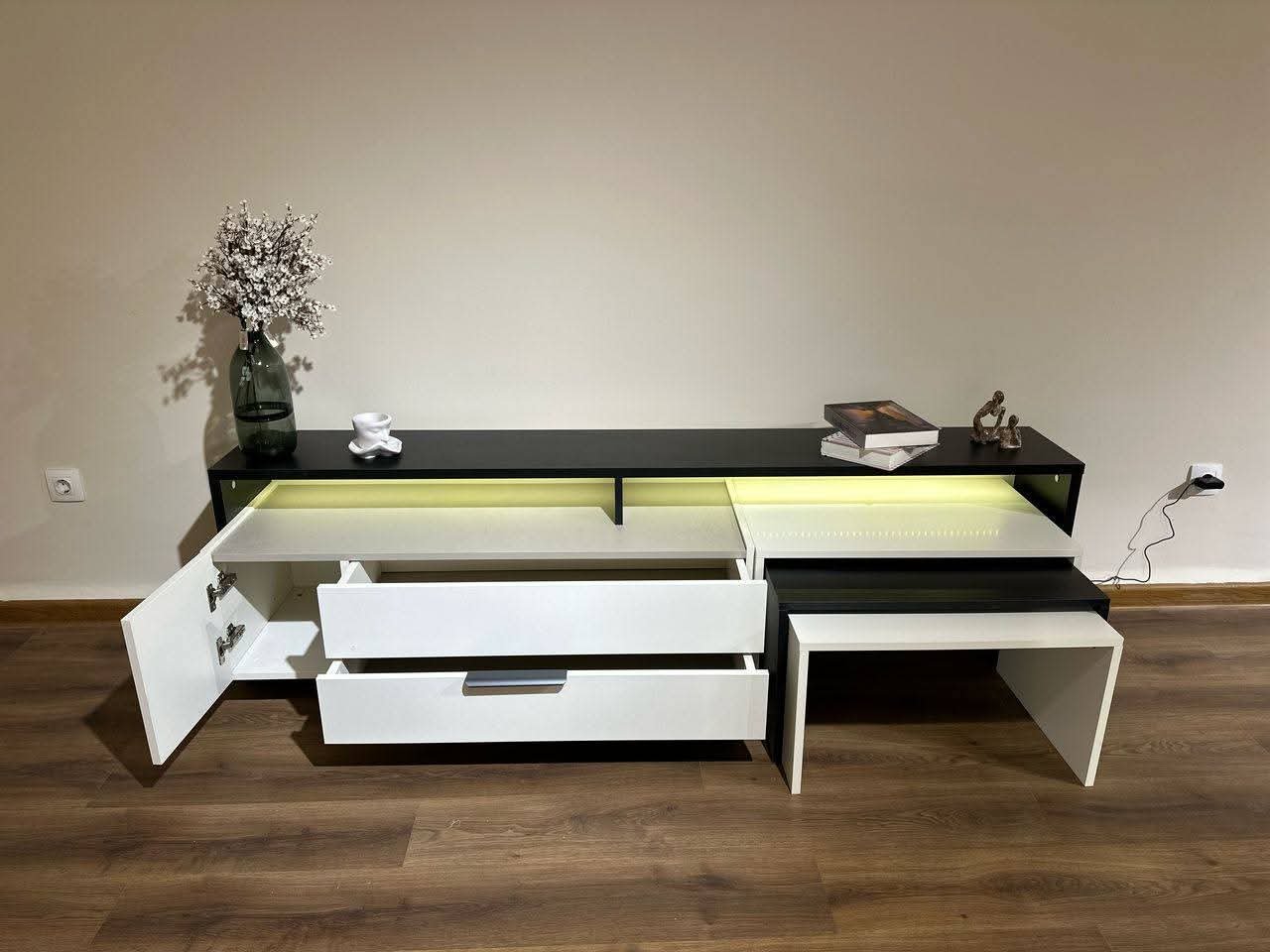 كوان سفرة مودرن من Living (12) كوان سفرة مودرن من Living - الصورة 12