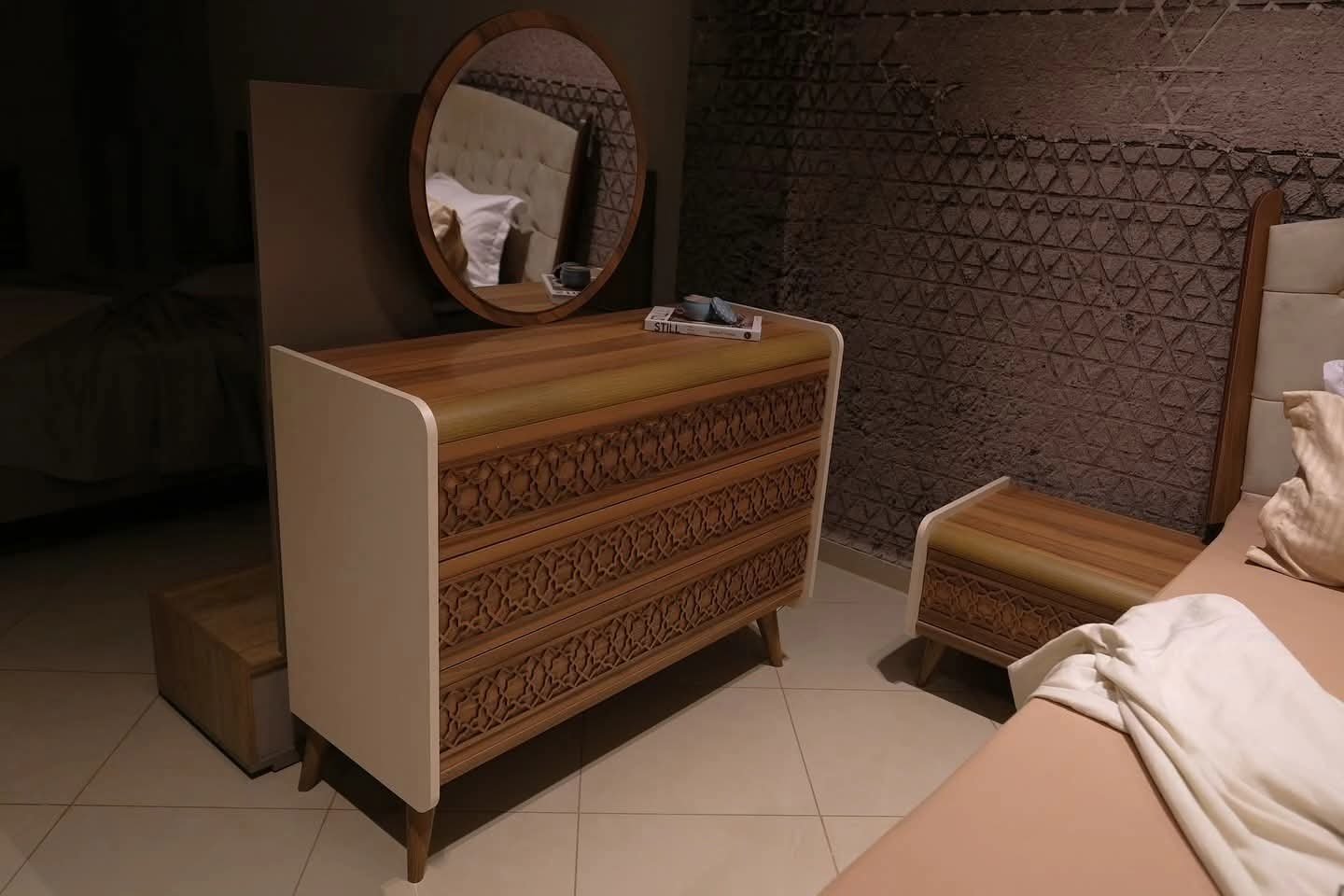 ماربيلا غرفة نوم رئيسية كلاسيك من Living (6) ماربيلا غرفة نوم رئيسية كلاسيك من Living - الصورة 6