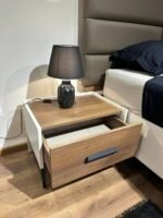 مارفيلا غرفة نوم ماستر مودرن من Living - الصورة 6