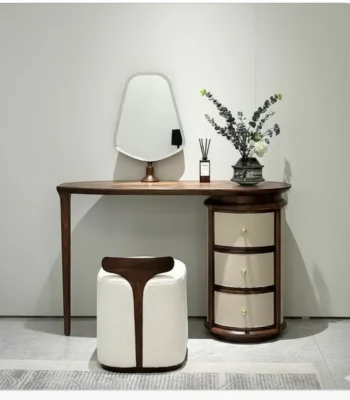 Remia – Elegant Wooden Dressing Table with a Refined Appearance