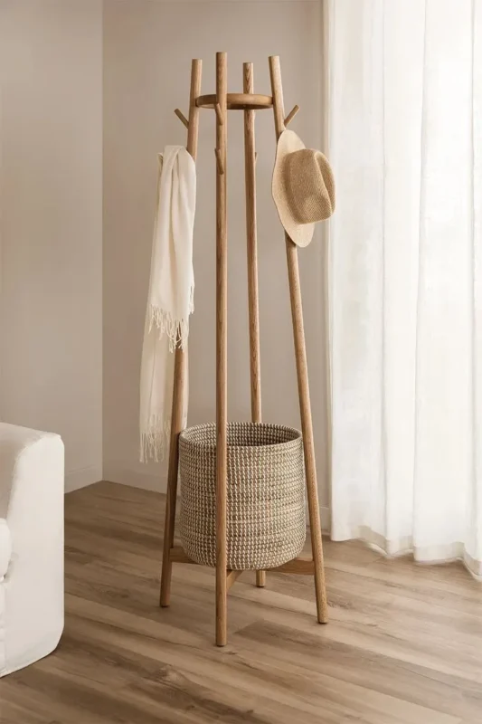 Marvella – Wooden Clothes Hanger with Decorative Woven Base
