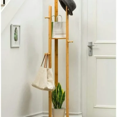 لوريتا شماعة ملابس خشبية بتصميم عمودي عصري