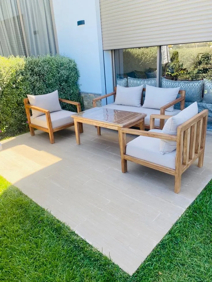 سيينا – طقم خارجي خشبي أنيق من LIVING سيينا – طقم خارجي خشبي أنيق من LIVING