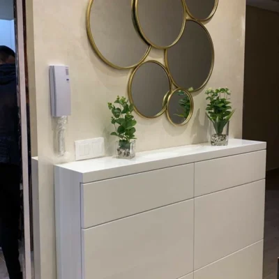 إيلان جزامة مودرن باللون الأبيض من الخشب الطبيعي