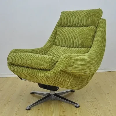 زافيرا كرسي استرخاء دوّار بتصميم عصري من LIVING