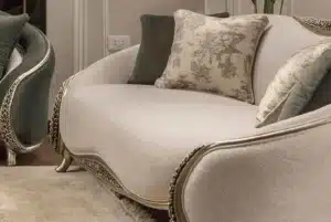 أورلينو صالون كلاسيك فاخر بلمسة ملكية