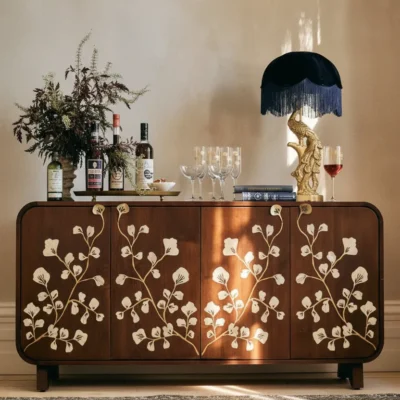 ميلورا وحدة تخزين مزخرفة